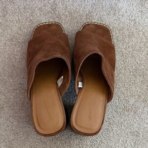 Universal Thread Brown Suede Open-Toe Slide Mules